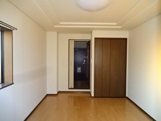 メゾンひまわり