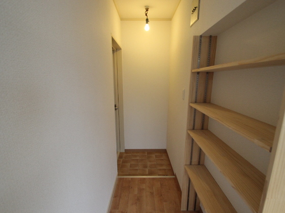 ブルックス駅前