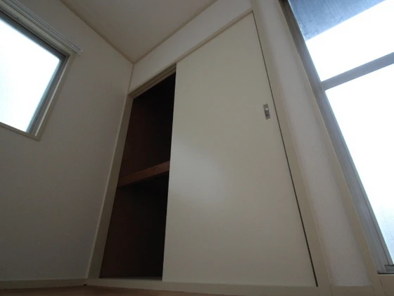 ブルックス駅前