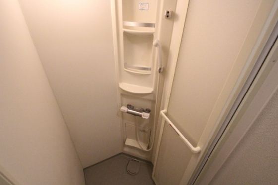 ブルックス駅前