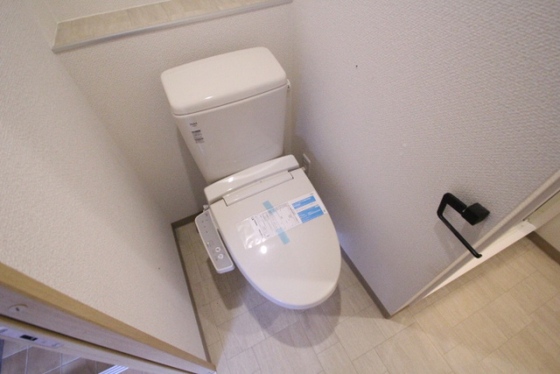 ブルックス駅前