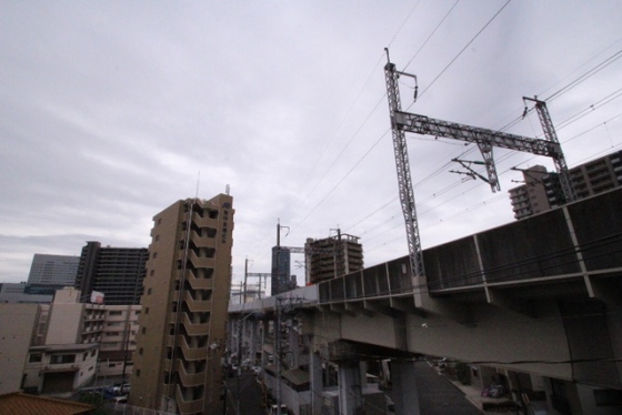 ブルックス駅前