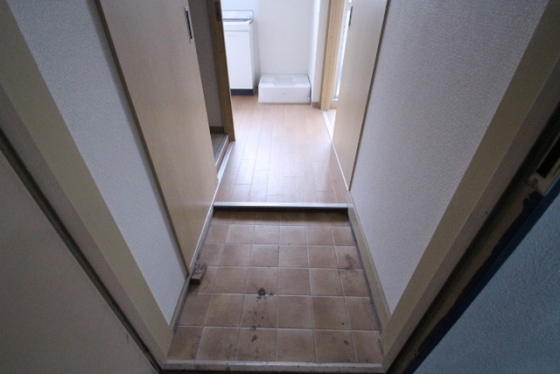 ブルックス駅前