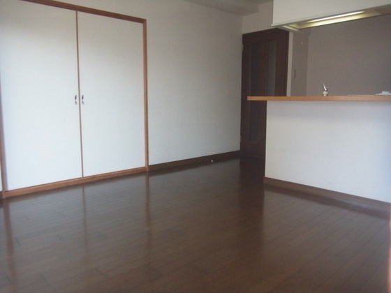 ダイアパレス東島田