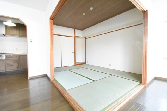 ダイアパレス東島田