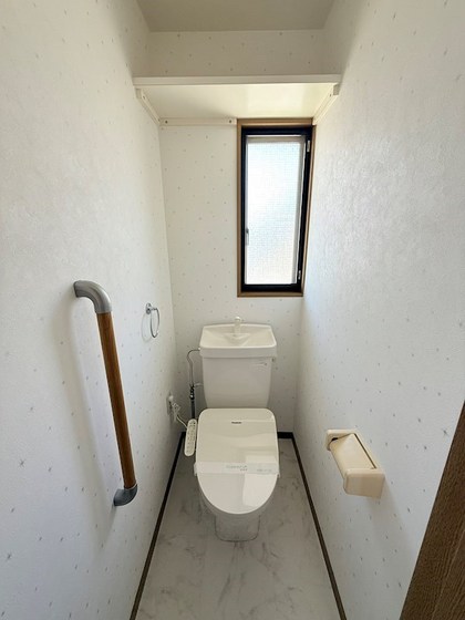 パインパレス B