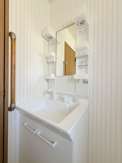 パインパレス B