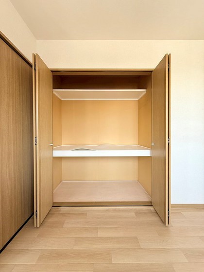 パインパレス B