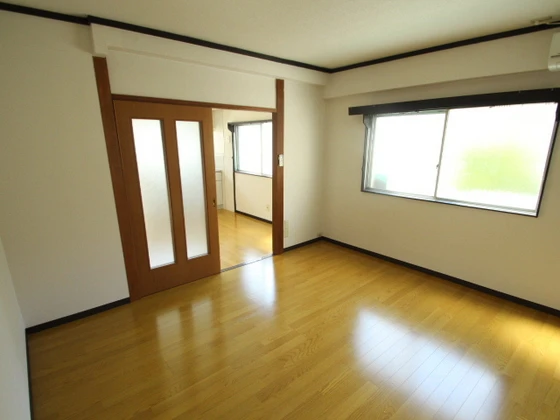 レジデンス牛田