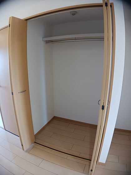 ニューメゾン森安