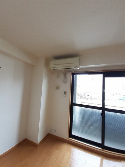 ニューメゾン森安