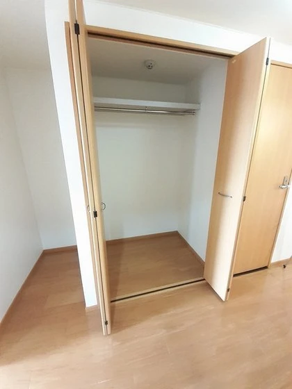 ニューメゾン森安