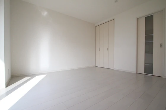 PLEIN SOLEIL 庚午北