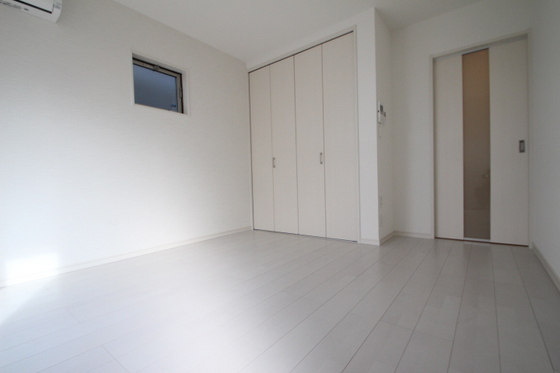 PLEIN SOLEIL 庚午北