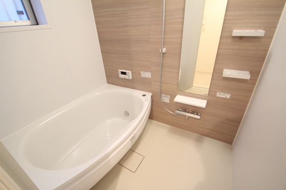 PLEIN SOLEIL 庚午北