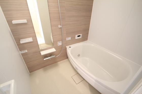 PLEIN SOLEIL 庚午北