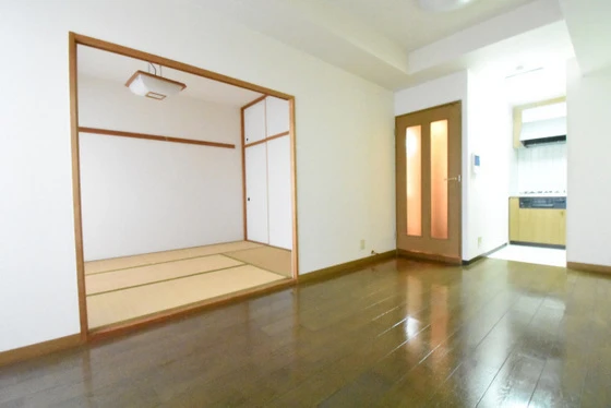 ファミールタワープラザ岡山イーストタワー