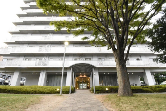 ファミールタワープラザ岡山イーストタワー