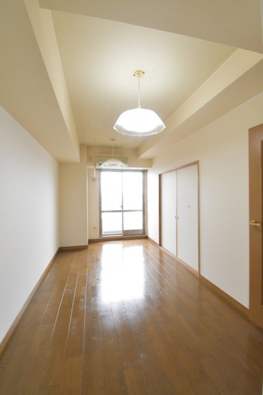 ファミールタワープラザ岡山イーストタワー