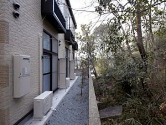 レオパレス谷万成