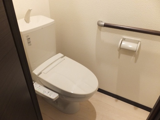 レオネクストグレース三野