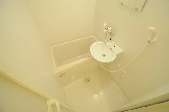 レオパレスMOMOⅢ