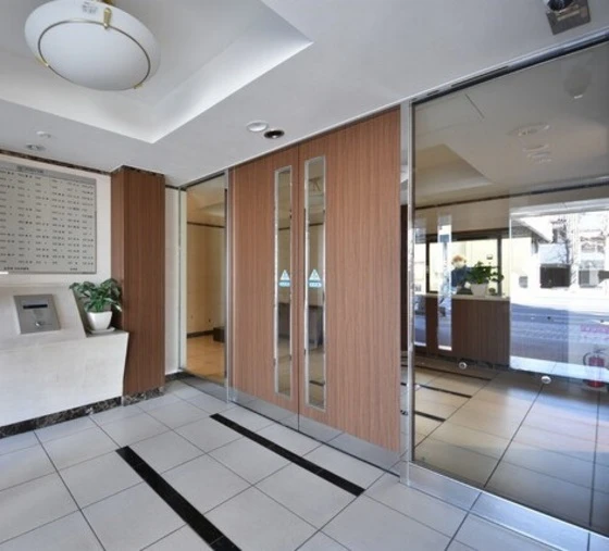 アルファステイツ大学病院通り