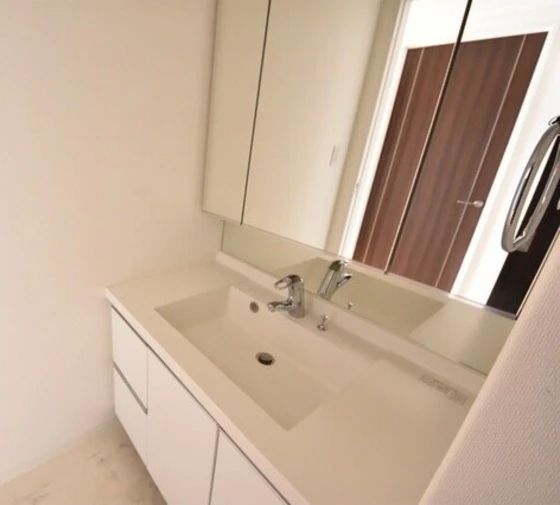 アルファステイツ大学病院通り