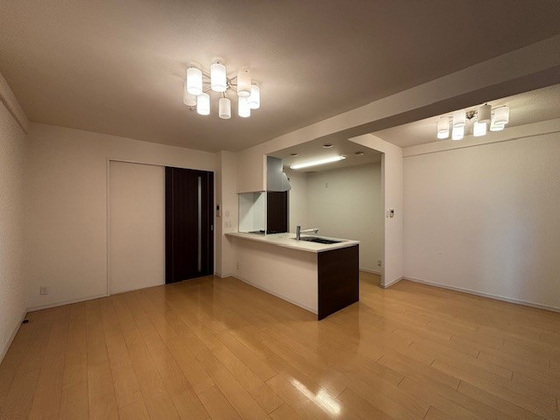 アルファステイツ大学病院通り