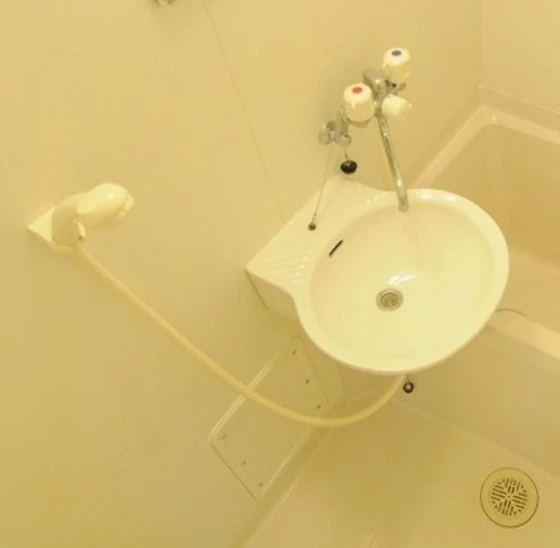 レオパレスセフティ半田