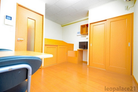 レオパレスOkura