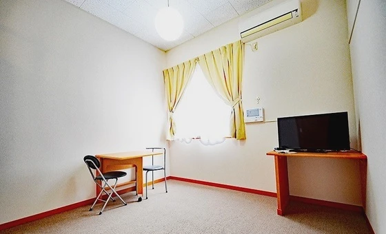 レオパレスアルプス京山