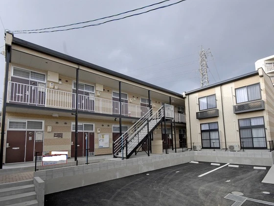 レオパレスアルプス京山