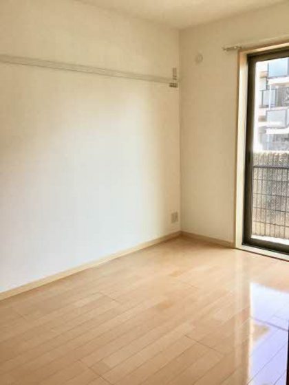 シャーメゾンANTICA