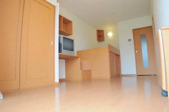 レオパレス小室