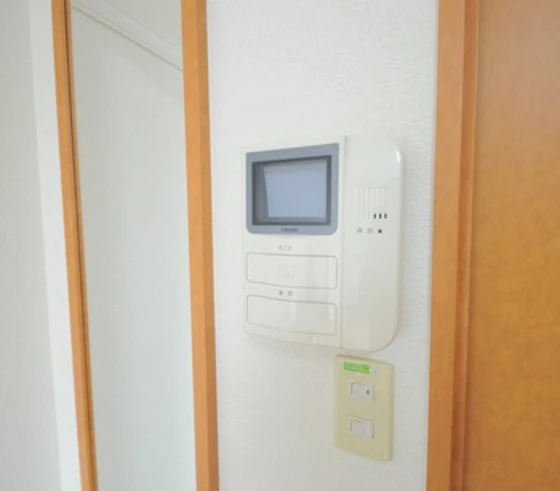 レオパレス小室