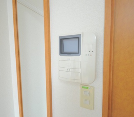 レオパレス小室