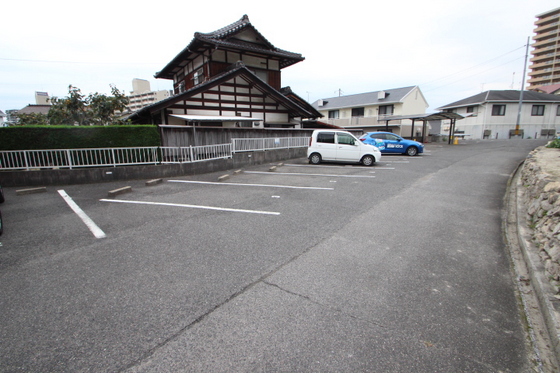 メゾンユートピア