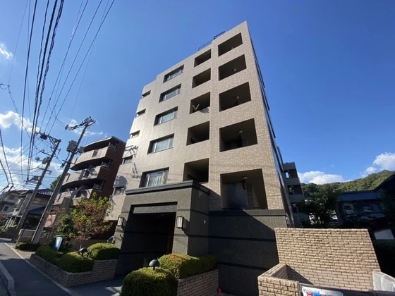 サーパス己斐西町