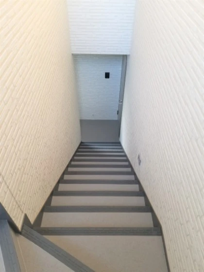 REGALEST 三波(レガリストミナミ)