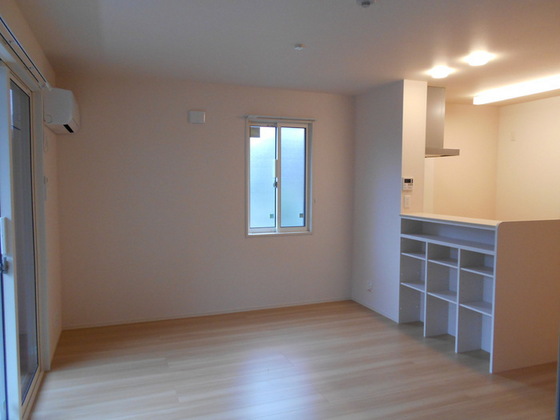 サンビレッジ三戸