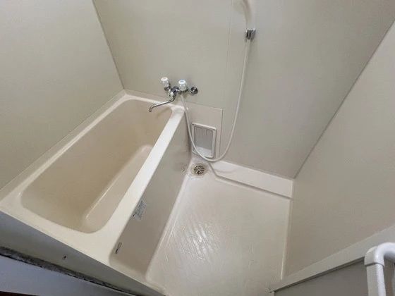 アレグリア内山下