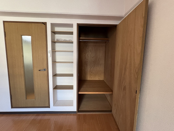 アレグリア内山下