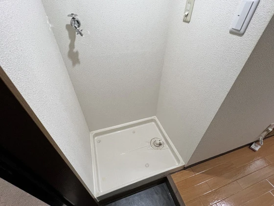 アレグリア内山下