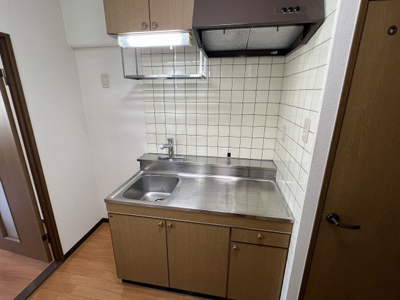 アレグリア内山下