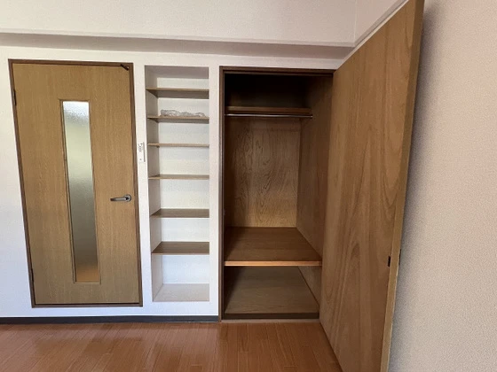 アレグリア内山下