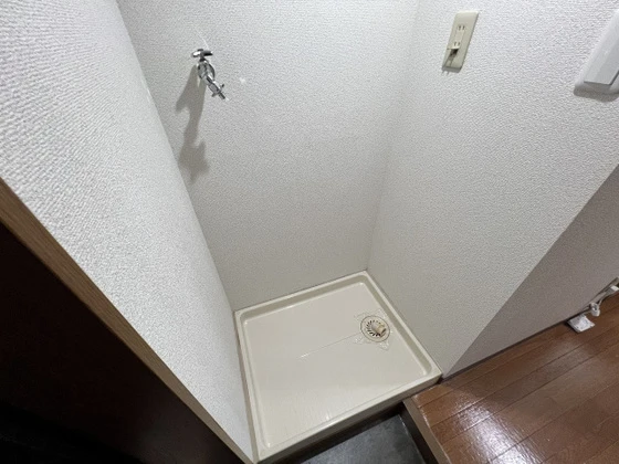 アレグリア内山下