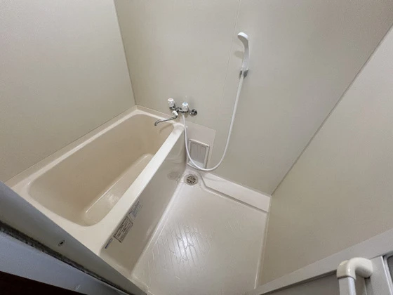 アレグリア内山下