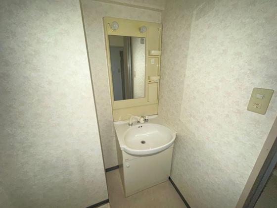 クロスデータビル73