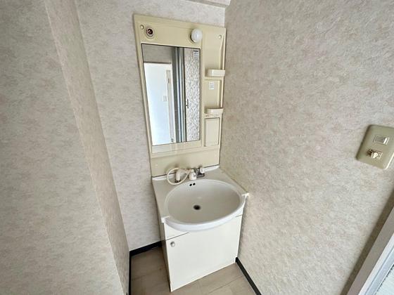 クロスデータビル 73